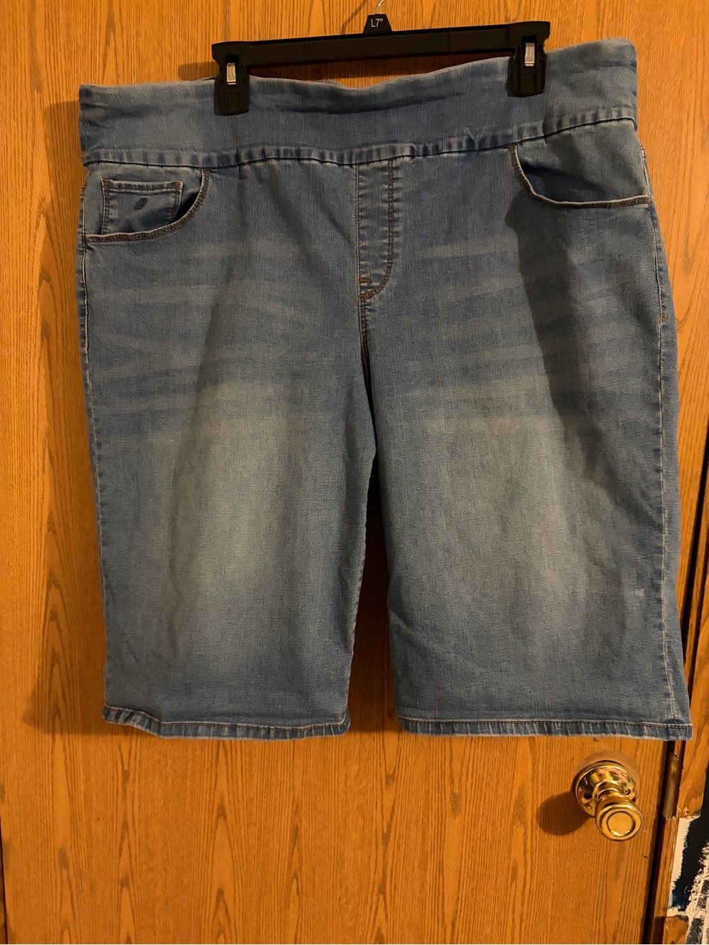 Gloria Vanderbilt Light Blue Denim Shorts